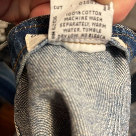 Vintage Guess Blue Distressed Denim Button Closure Crop Top Boho Festival - Picture 9 of 10